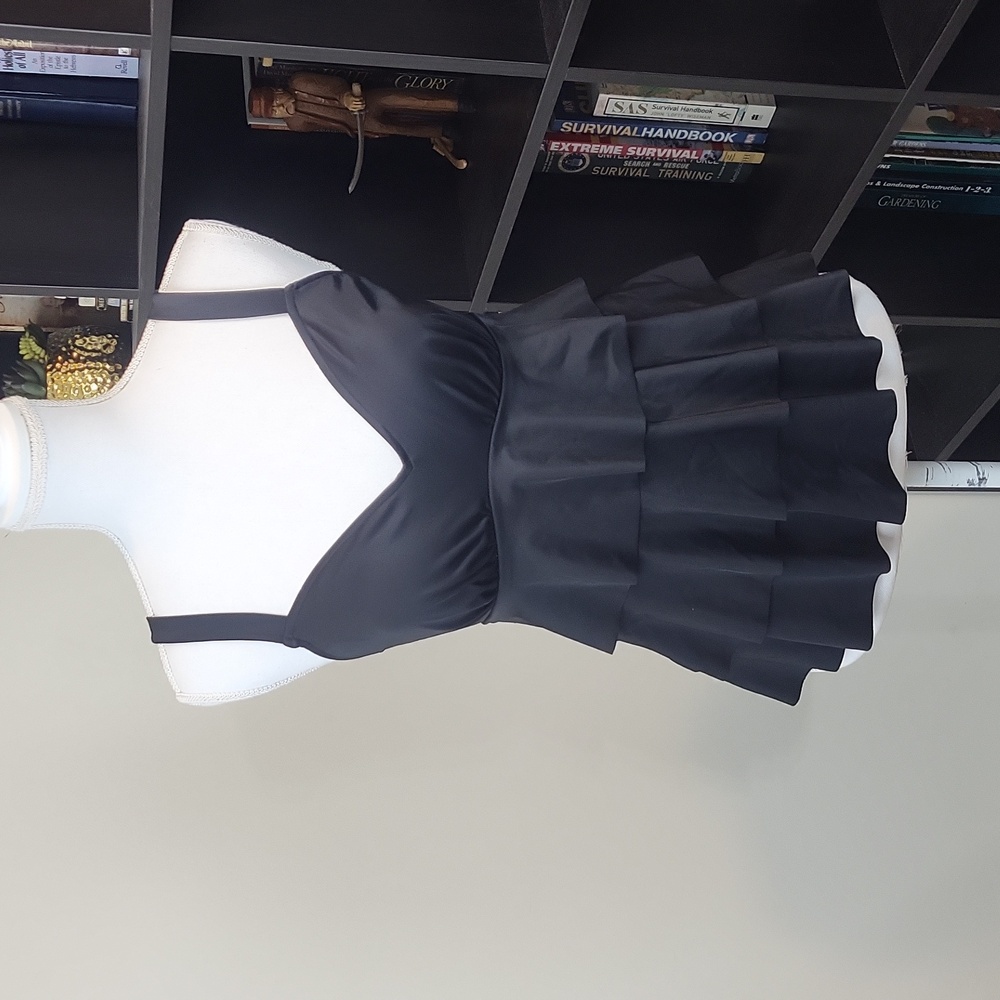 A&H SPORTSWEAR Black Padded Cup 3 Tier Ruffle Tankini Top